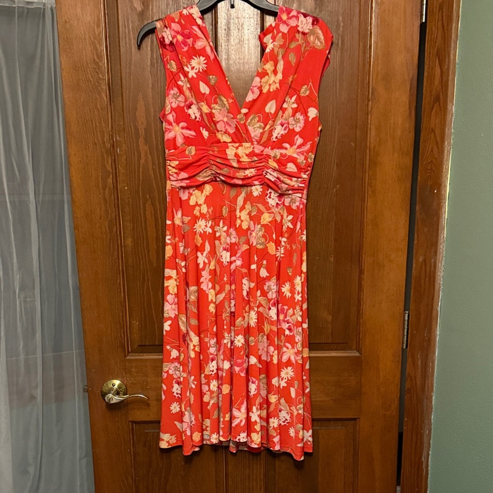 Jessica Howard Coral Red Floral V-Neck Midi Dress